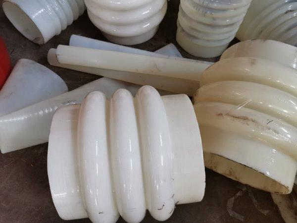 开发,生产,销售橡塑制品为一体的专业厂家,主要产品有橡胶软接头(橡胶